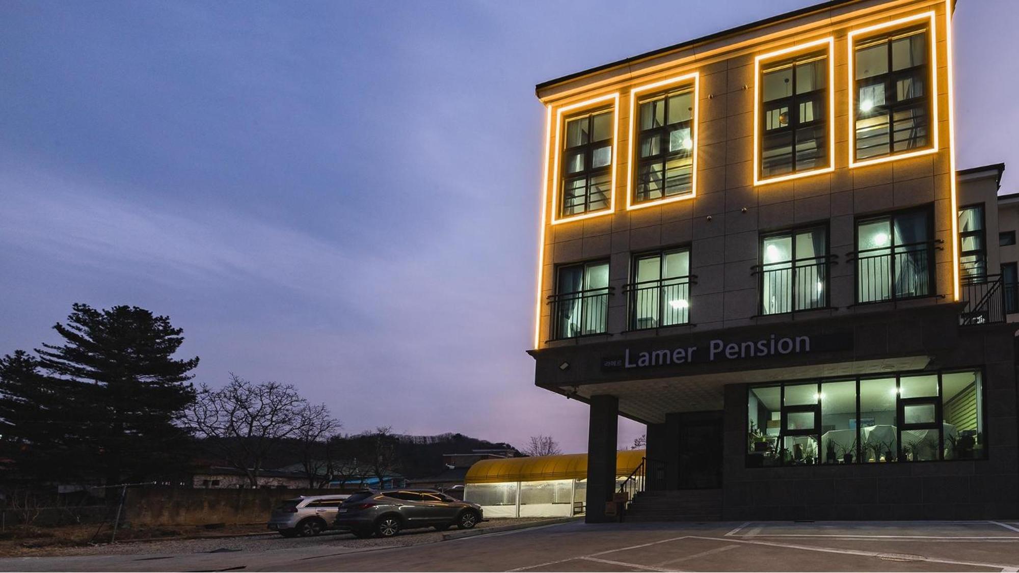 Samcheok Lamer Pension Экстерьер фото